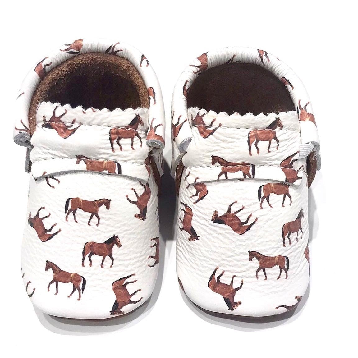 Saddle Up no Fringe - Horse- Moccs